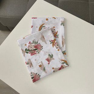 Пелёнка хлопковая "Зайчики в цветах" белая 100*80 см 1798 фото