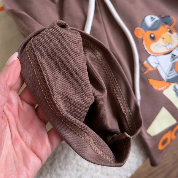 Костюм для хлопчика "Adidas capybara" бежевий 134/140 розмір 2077 фото