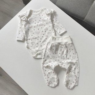 Костюм для дівчинки "Серця" молочний 56 розмір 1626 фото